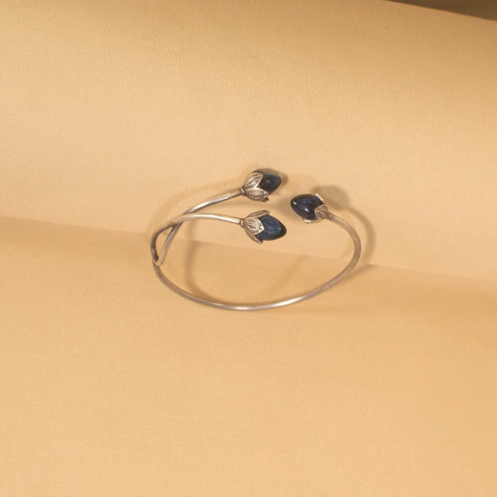 Azroo Bracelet - Blue - Pratha Collection