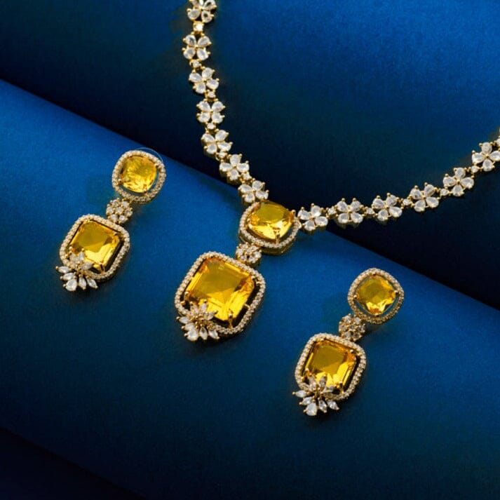 Golden Aura Necklace Set