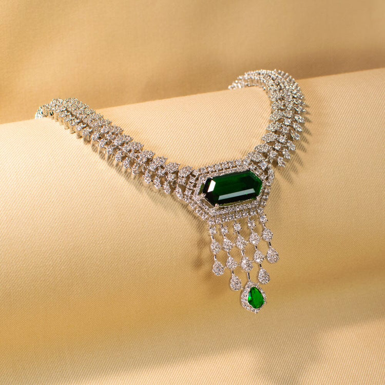 Hazel Emerald Green Necklace Set