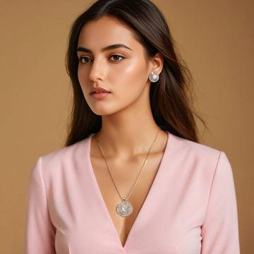 Lucine Pendant Set
