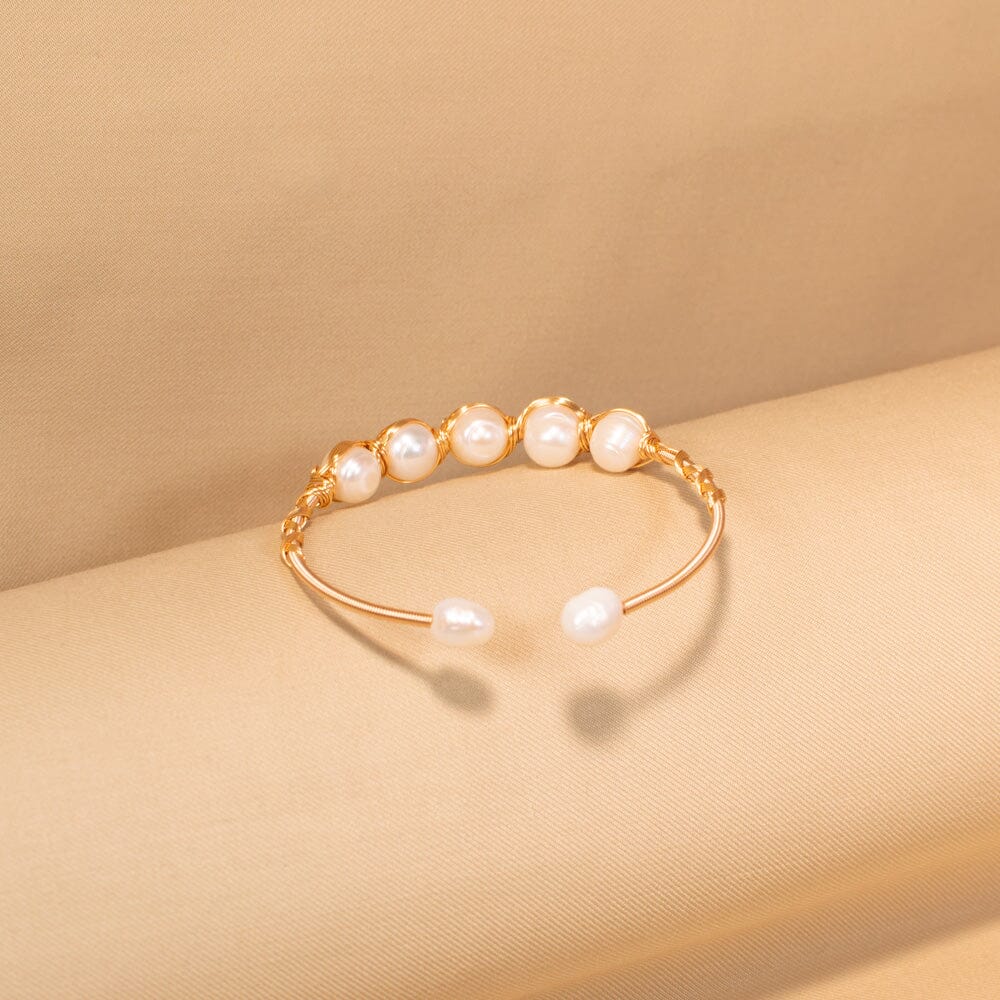 Luna Bracelet - Freshwater Pearl Collection