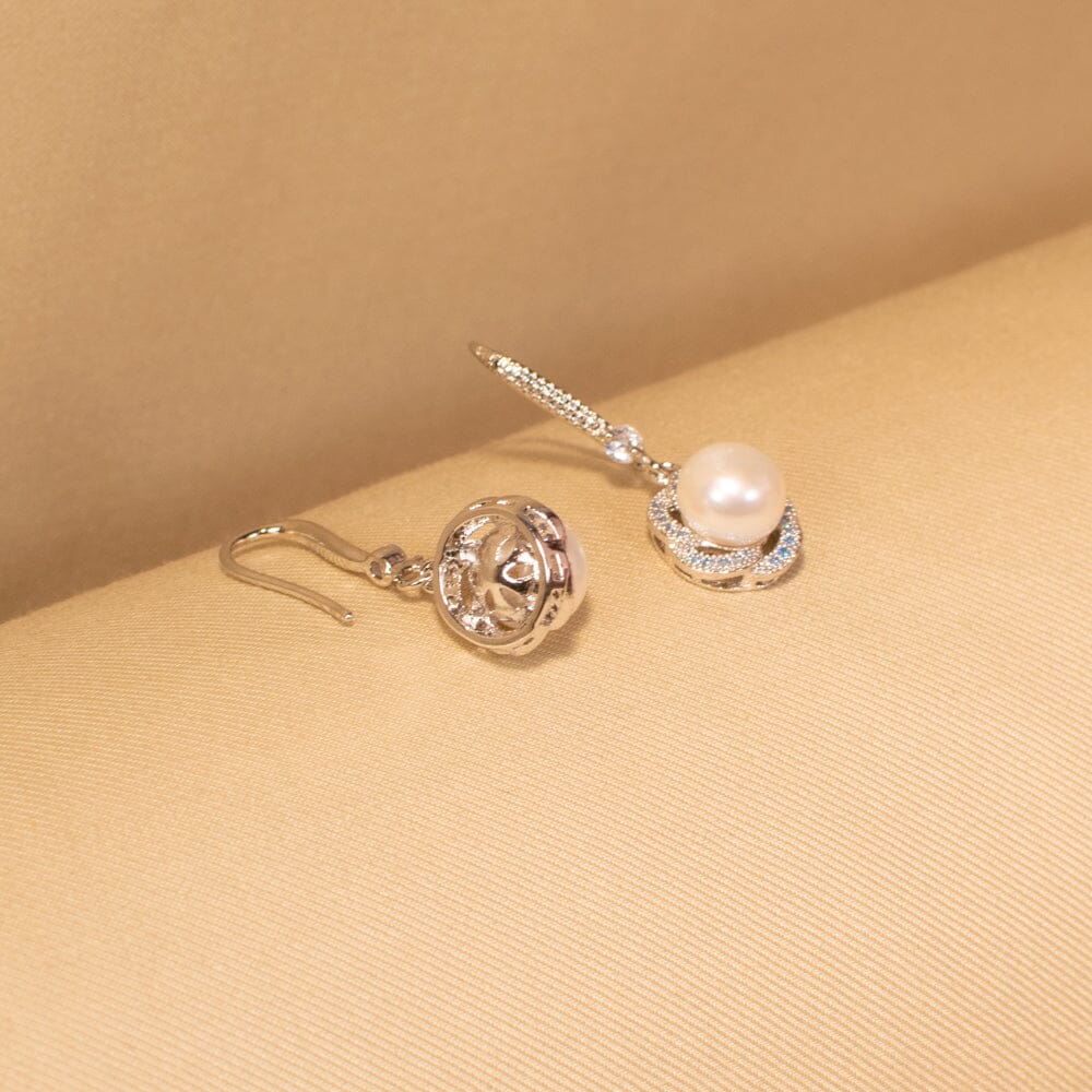 Pearly Garden Earrings - Freshwater Pearl Collection