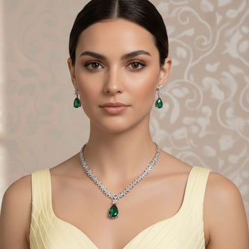 Regal Splendor Necklace Set - Green