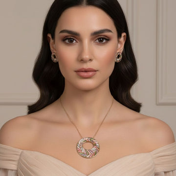 The Kaleidoscope Wheel Pendant Set