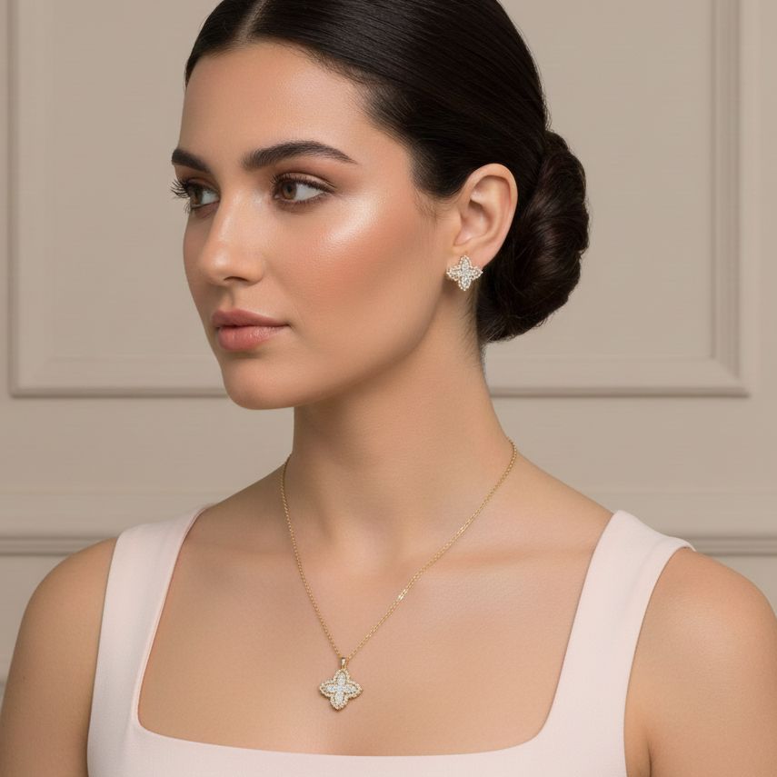 The Lyra Aurora Pendant Set