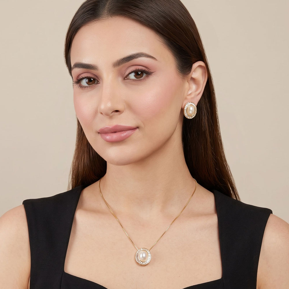 The Retro Glam Pendant Set