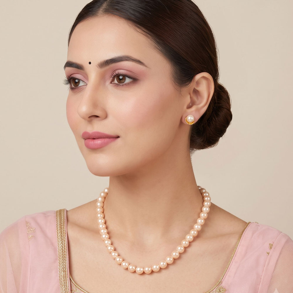 The Soft Glow Pearl Necklace Set