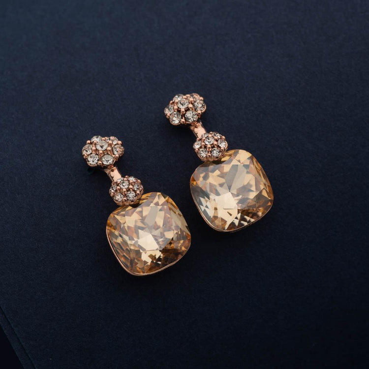 Mehreen Crystal Pendant Necklace Set