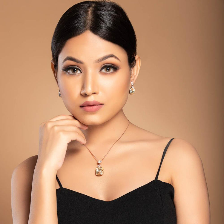 Mehreen Crystal Pendant Necklace Set