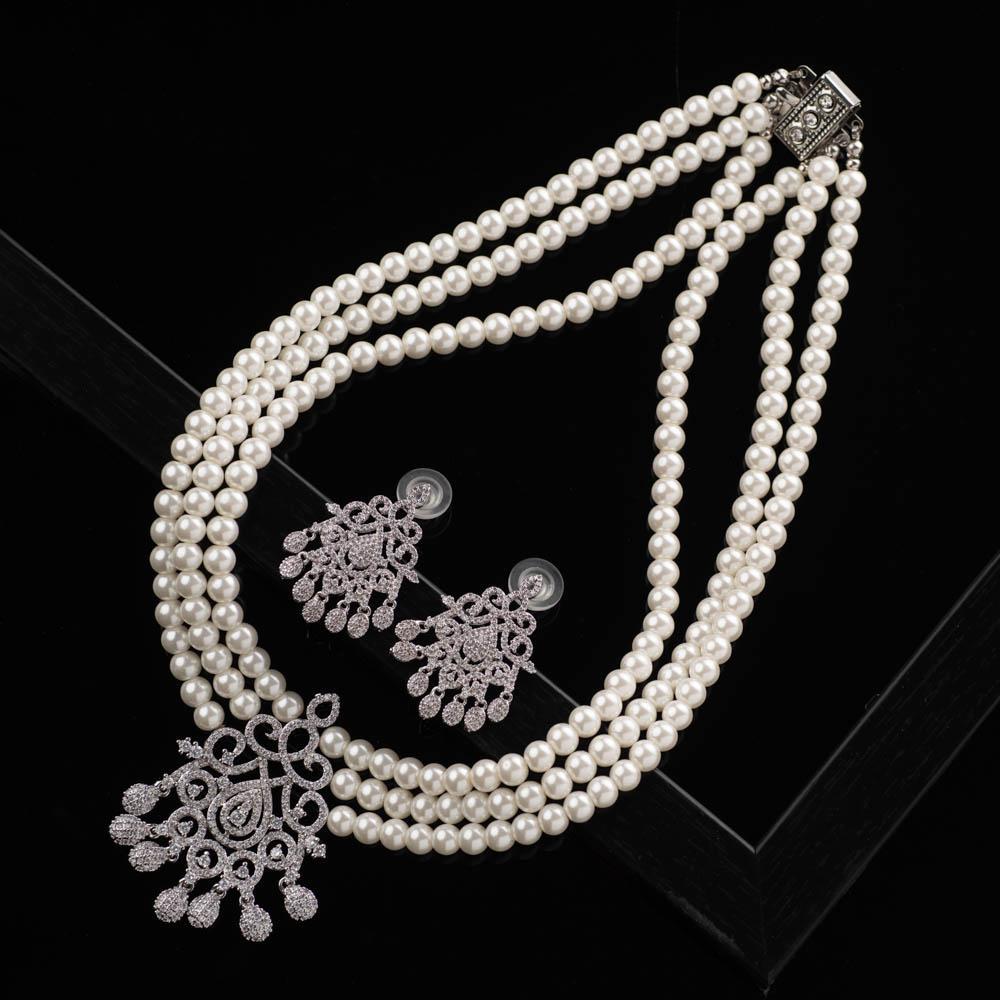 Buy Silver Bracelets & Bangles for Women by ZAVERI PEARLS Online | Ajio.com