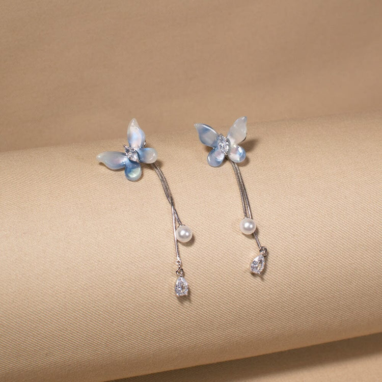 Dreamy Blue Wing Drops