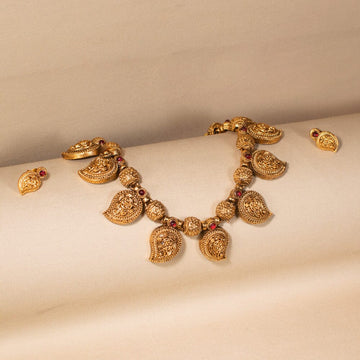 The Heritage Paisley Necklace Set