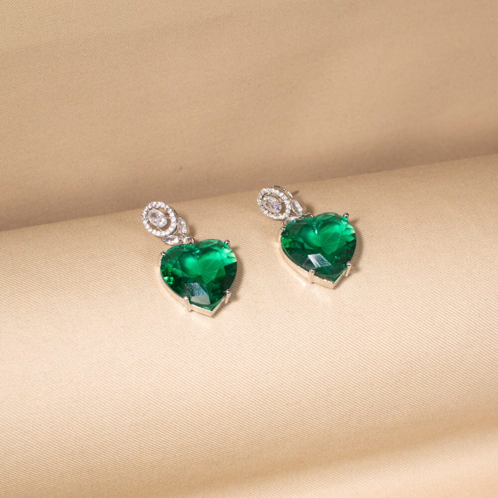 Evergreen Aura Heart Necklace Set