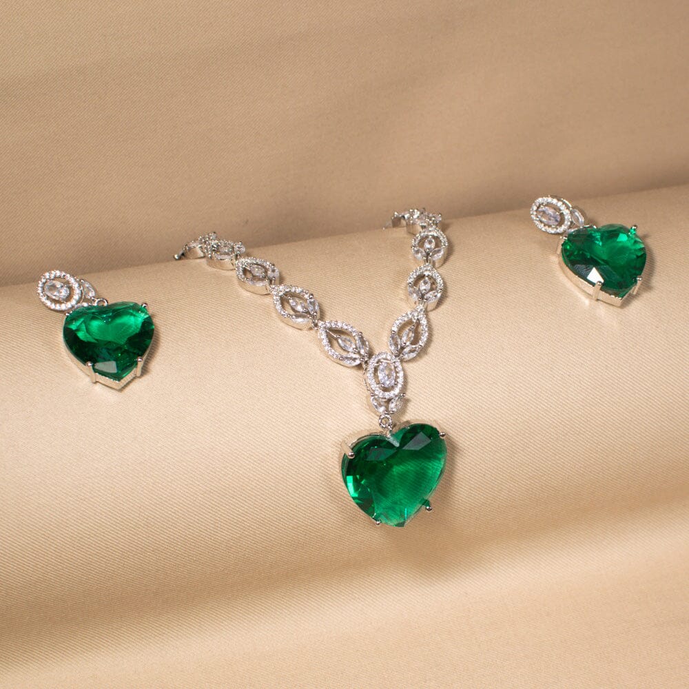 Evergreen Aura Heart Necklace Set
