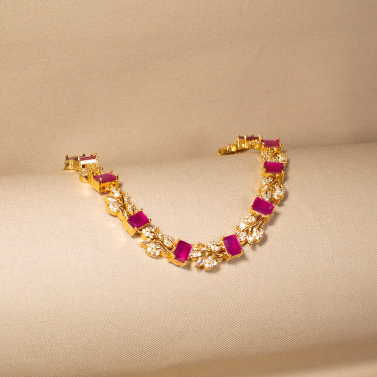 The Blossom Breeze Necklace Set