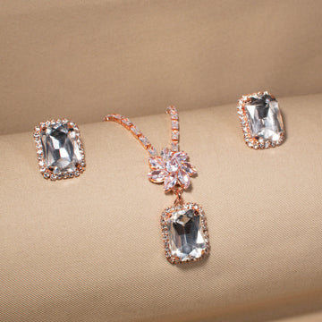 The Hollywood Glow Necklace Set