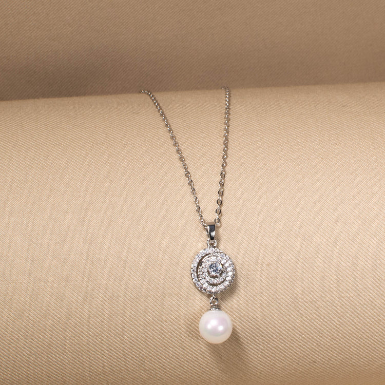 Timeless Pearl Halo Set