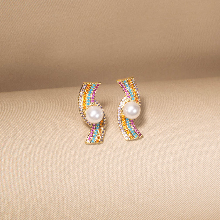 Prismatic Wave Pearl Earring