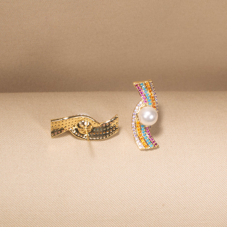 Prismatic Wave Pearl Earring