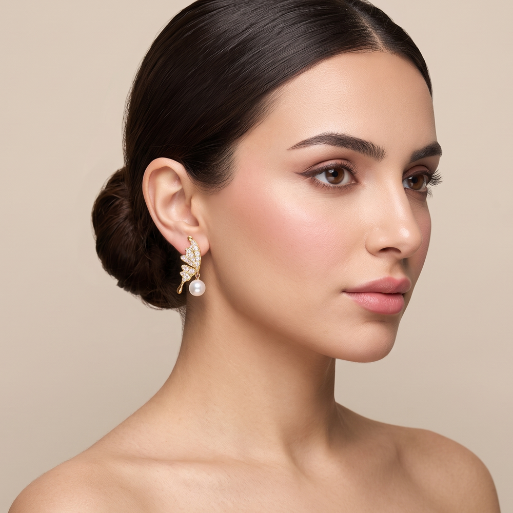 Beatrice Pearl Earrings