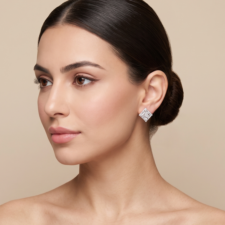 Millie Studs