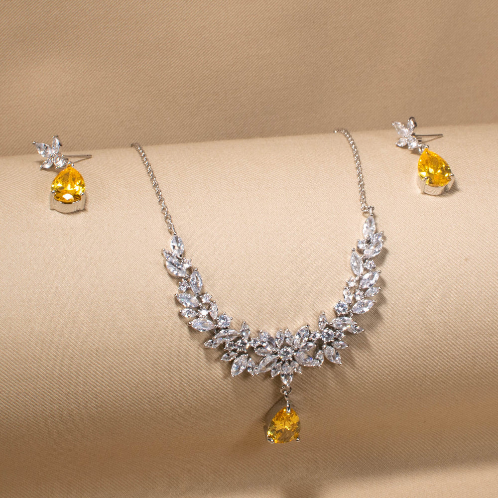 Amber Haze Sparkle Necklace Set
