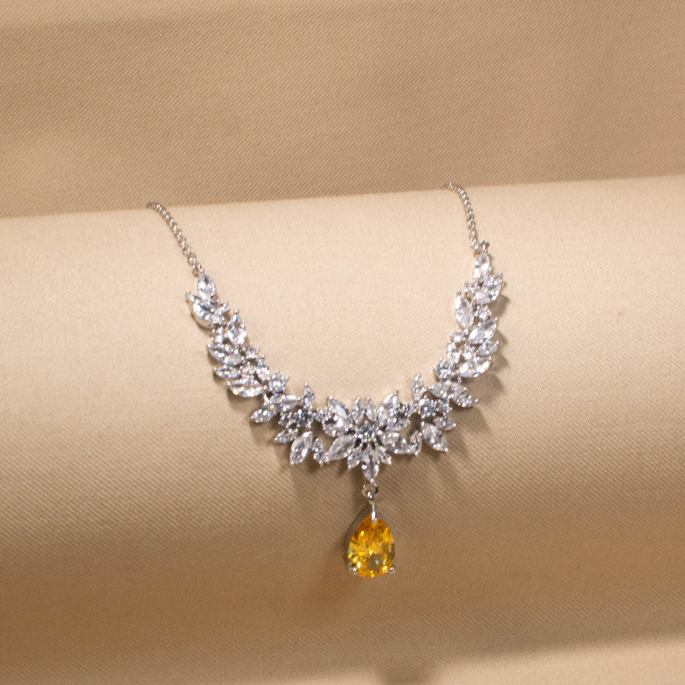 Amber Haze Sparkle Necklace Set