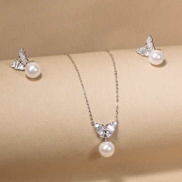 Angel Wing Pearl Drop Set