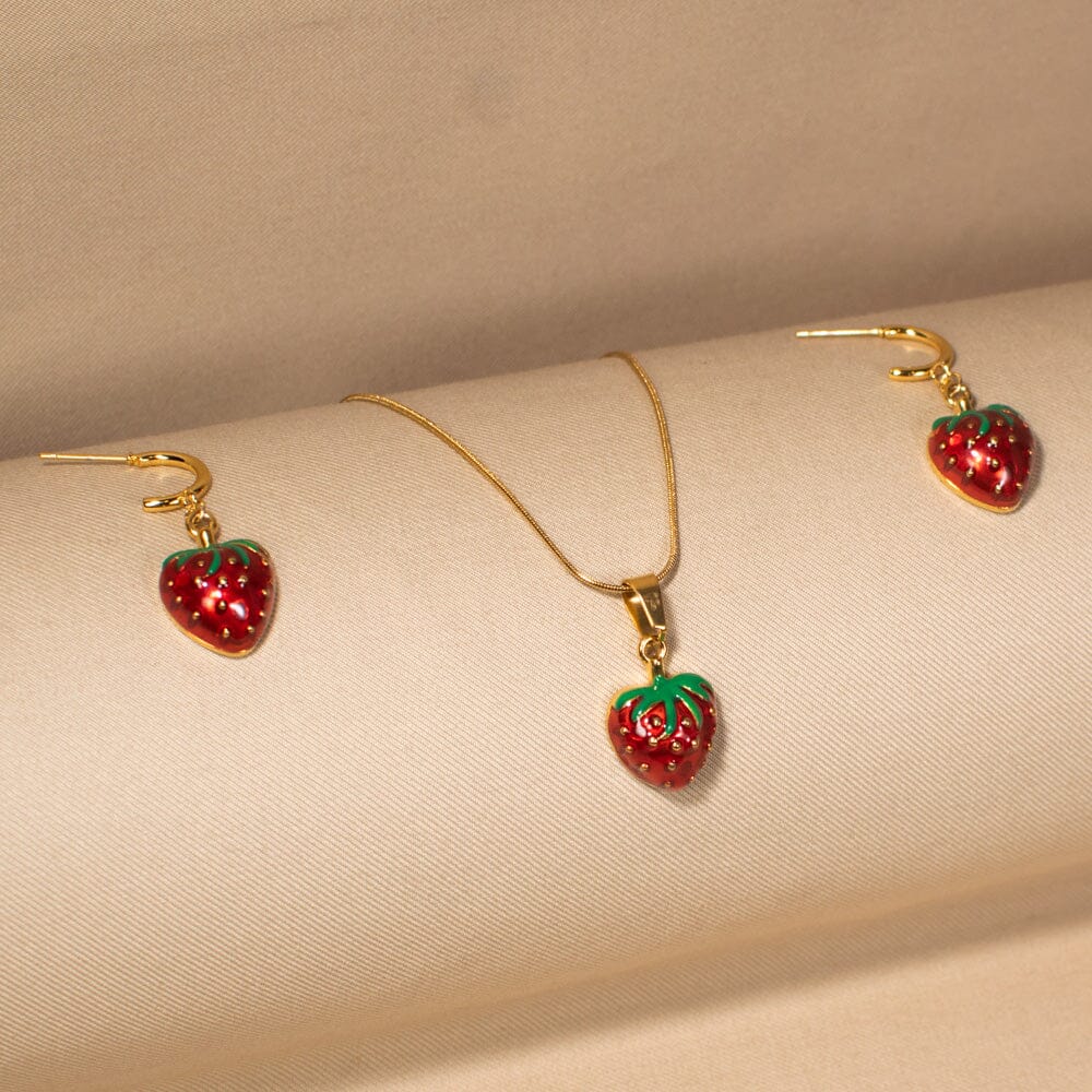 Berry Sweet Pendant Set