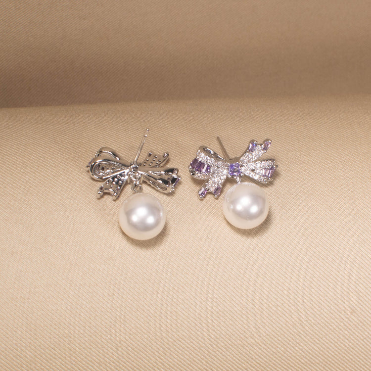Bow-tiful Pearl Sparkle Earrings