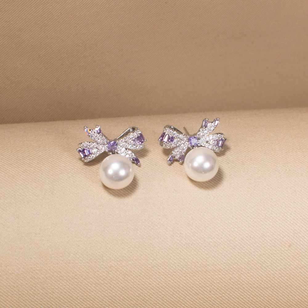 Bow-tiful Pearl Sparkle Earrings