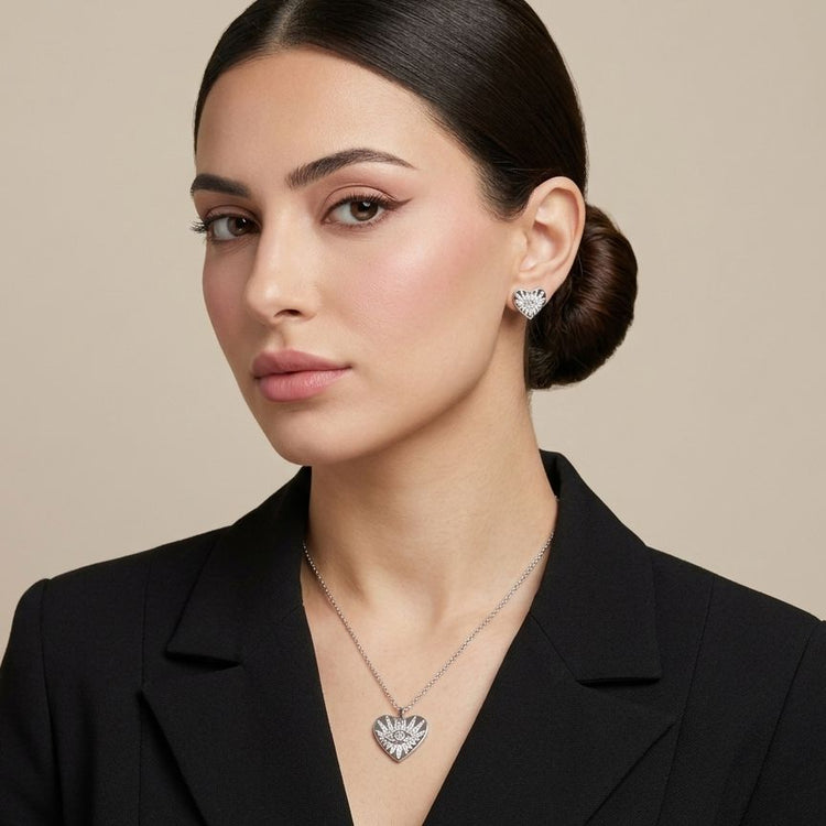 Celestial Heart Gaze Pendant Set