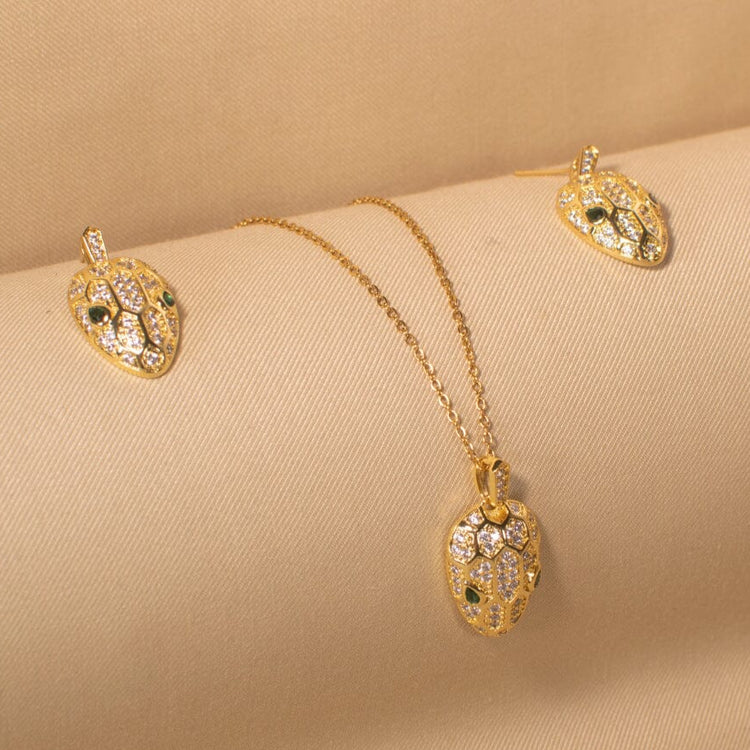 Charmer Pendant Set