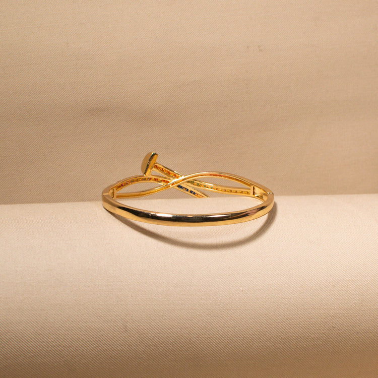Chroma Nail Bangle
