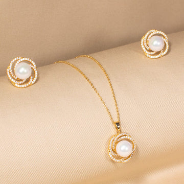 Clara Pendant Set - Raksha Bandhan Collection