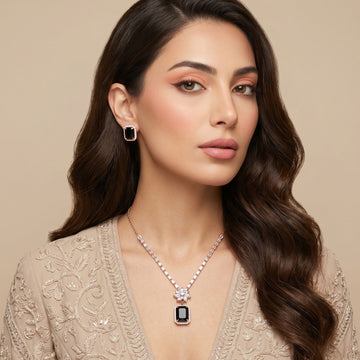 Dark Knight Necklace Set