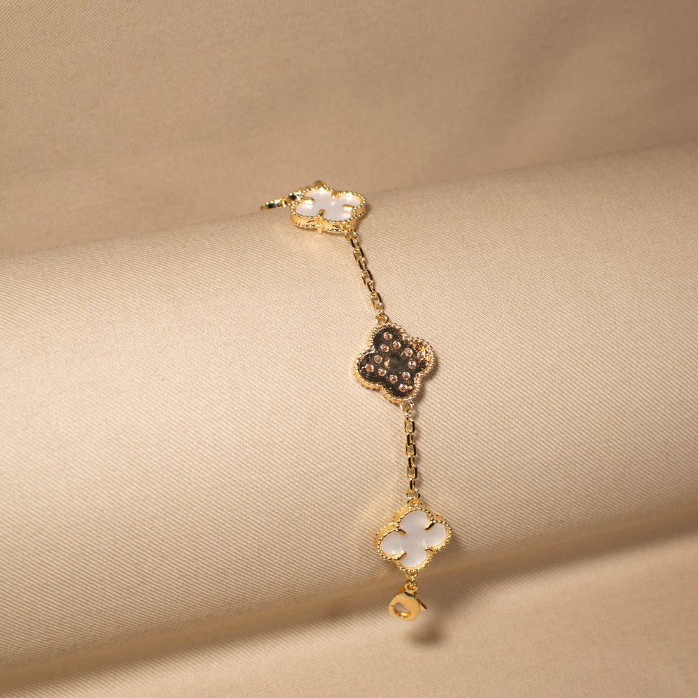 Daylight Clover Bracelet