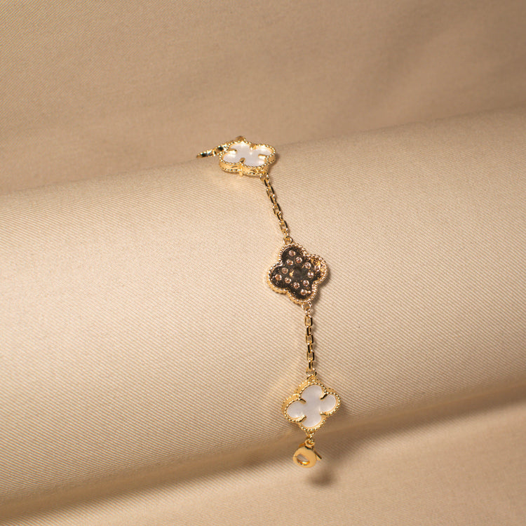 Daylight Clover Bracelet