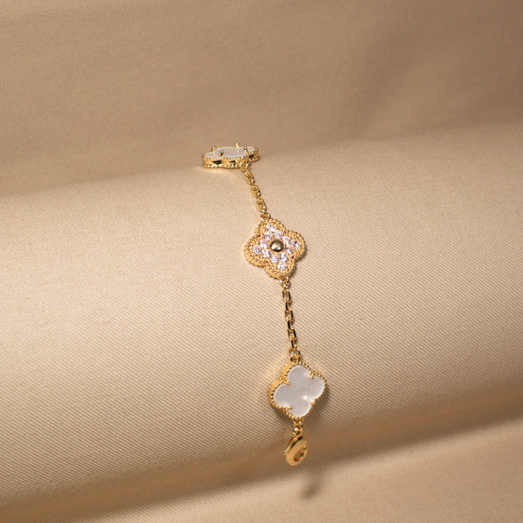 Daylight Clover Bracelet