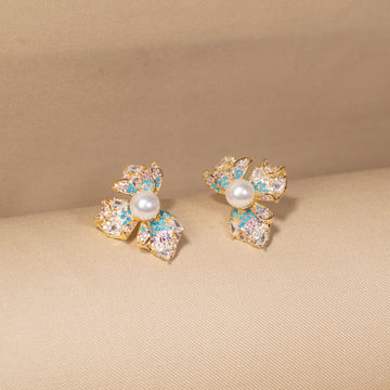 Dazzling Pearl Studs - Edgy Collection