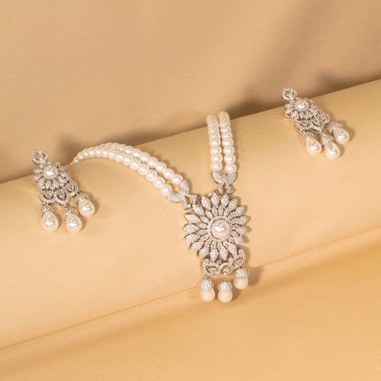 Elayra Pearl Necklace Set - Pratha Collection