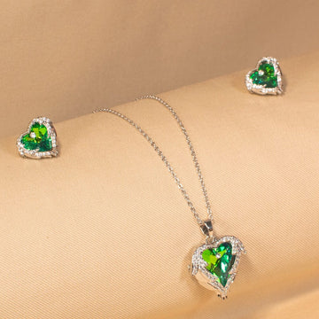 Emerald Blaze Pendant Set - Edgy Collection