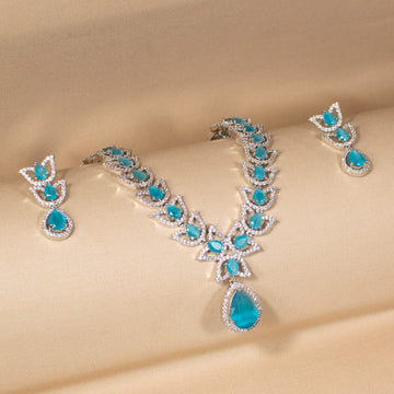 Enchanted Vine Neckline Set