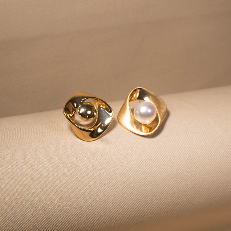 Ethereal Orbit Studs