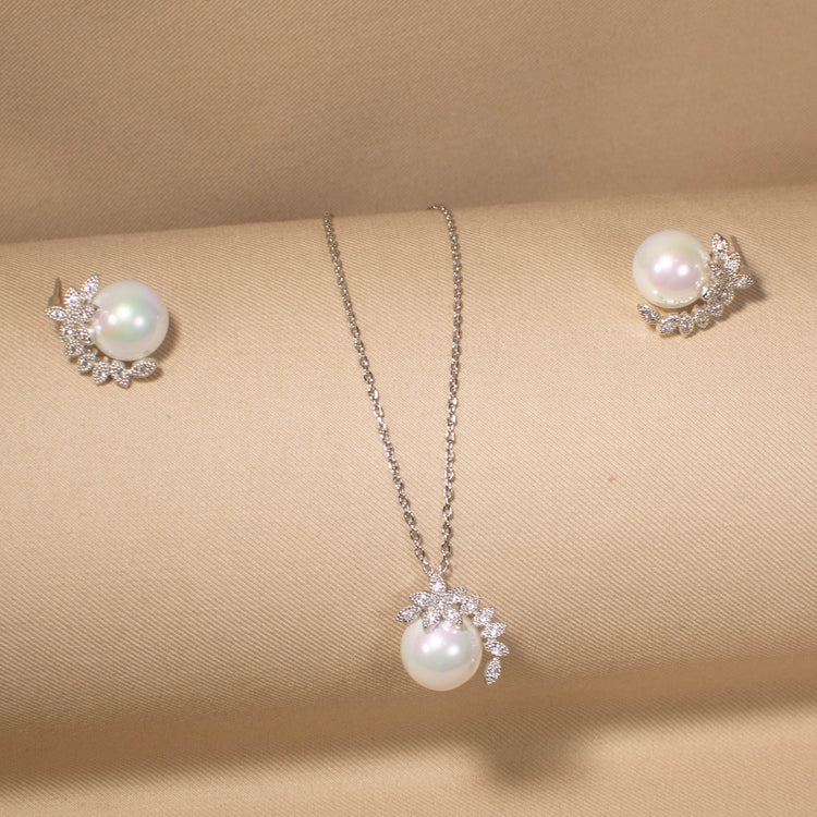 Ethereal Pearl Glow