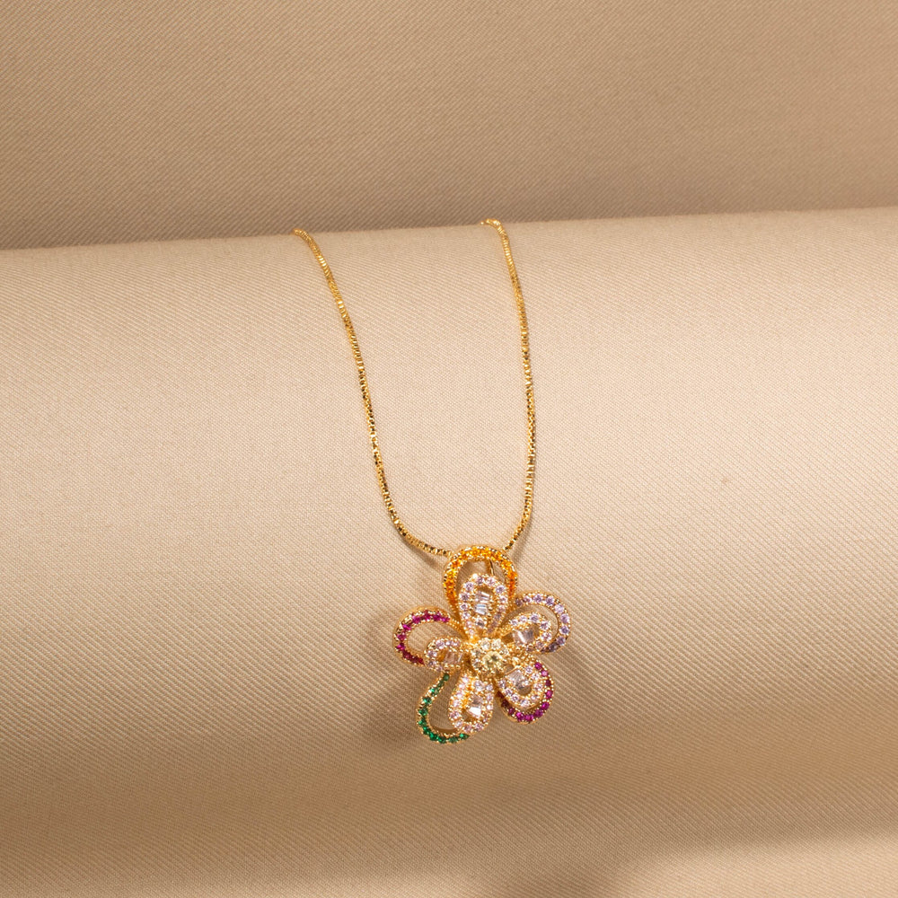 Flora Fantasy Pendant Set