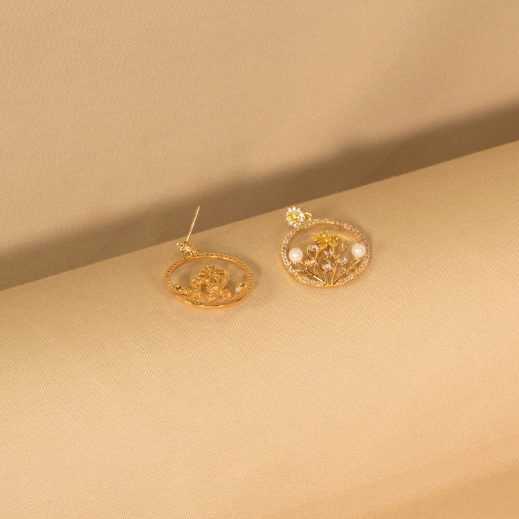 Gilded Gardenia Earrings - Glitterati Collection