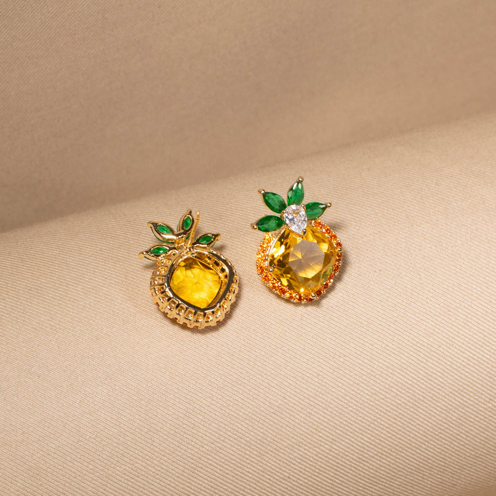 Golden Pineapple Punch Studs