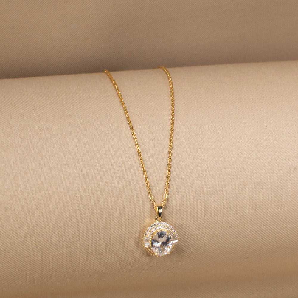Golden Solitaire Dream Set with Ring