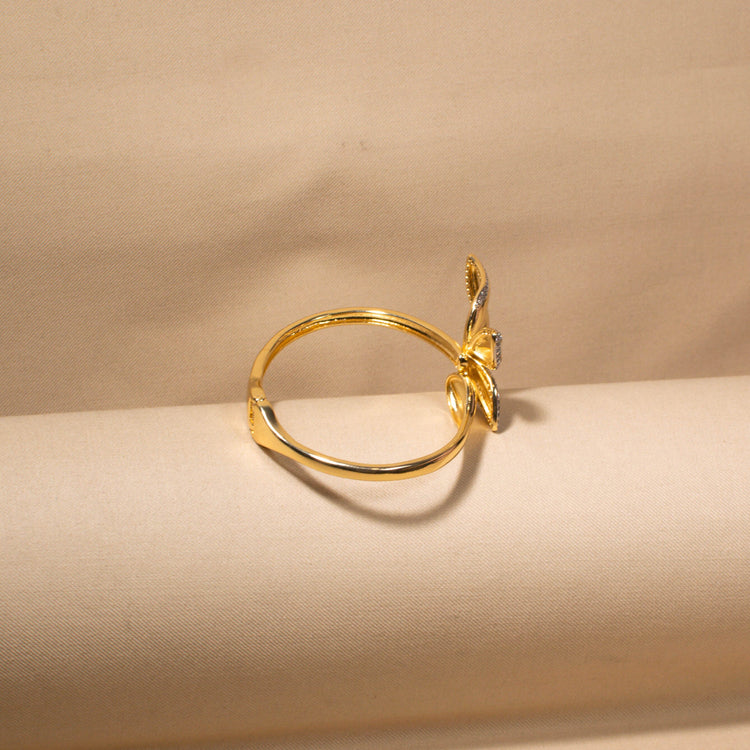 Grandeur Petal Bangle